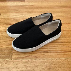 JSLIDES Black Slip On Tennis Shoes